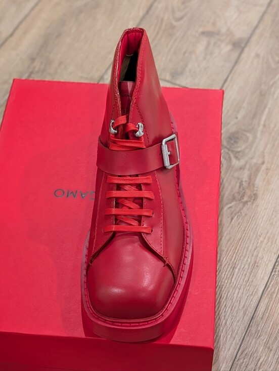 $1650 Mens Salvatore Ferragamo Gancini Ornament Leather Ankle Boots Red US 9 E